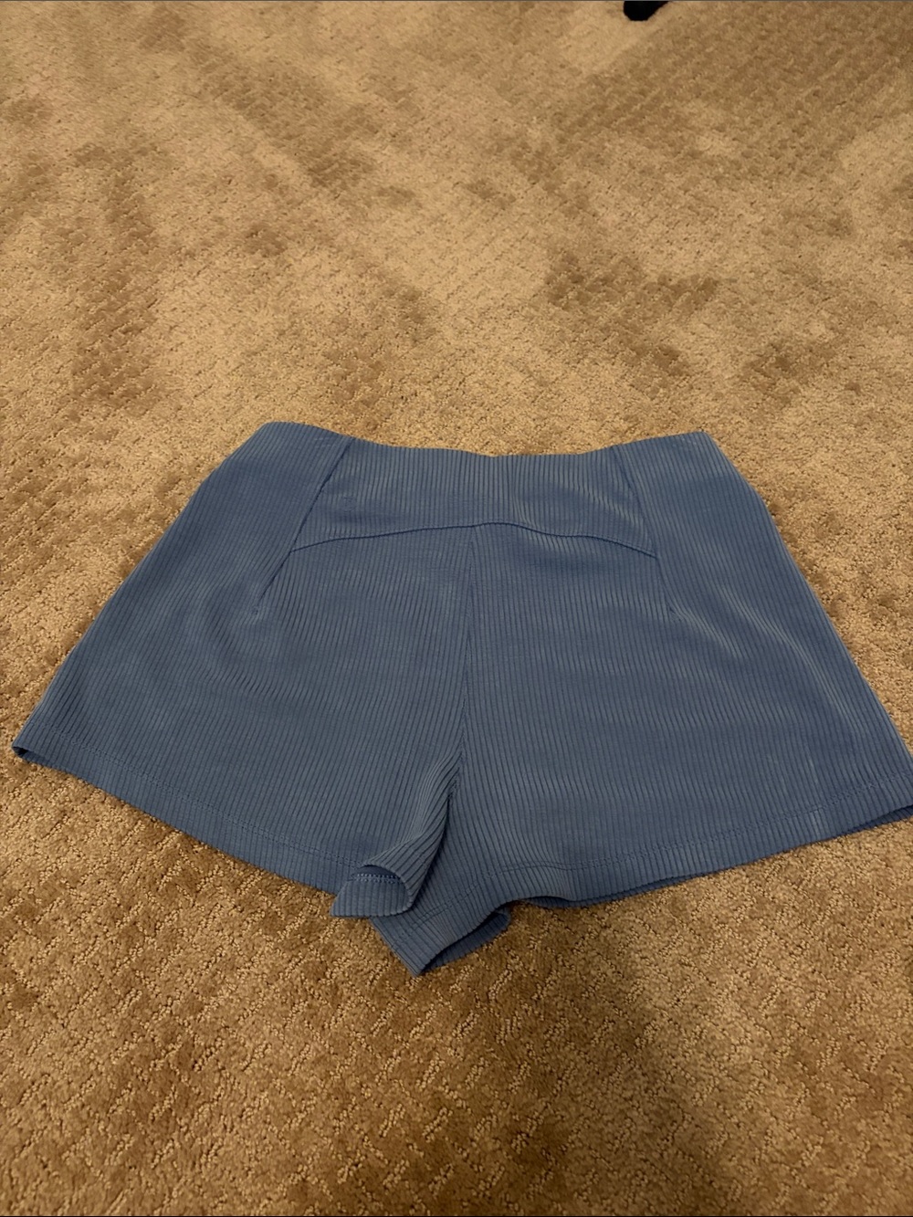 Lululemon ribbed soft stream HR short - Picture 6 of 8